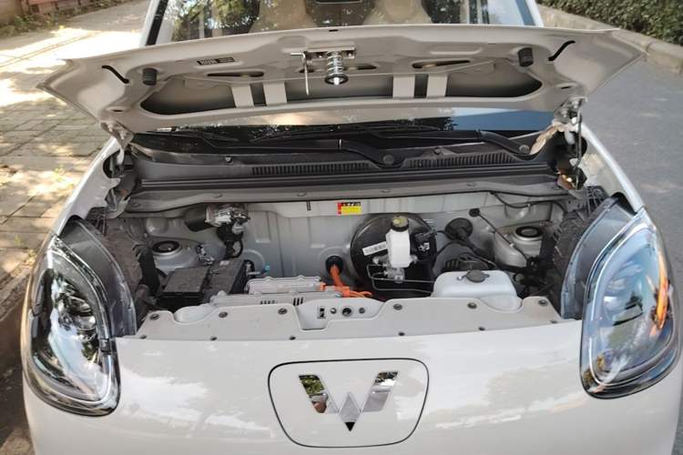 Used Wuling Hongguang MINIEV 2025 Four-Door Version Advanced Edition Engine Bay