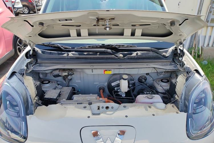 Used Wuling Hongguang MINIEV 2025 Four-Door Version Advanced Edition Engine Bay