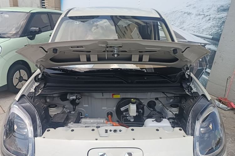Used Wuling Hongguang MINIEV 2025 Four-Door Version Advanced Edition Engine Bay