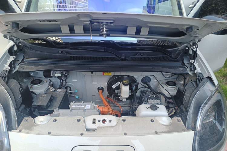 Used Wuling Hongguang MINIEV 2025 Four-Door Version Advanced Edition Engine Bay