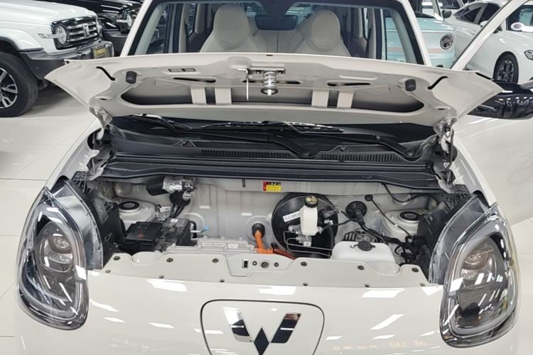 Used Wuling Hongguang MINIEV 2025 Four-Door Version Advanced Edition Engine Bay