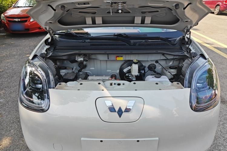 Used Wuling Hongguang MINIEV 2025 Four-Door Version Advanced Edition Engine Bay