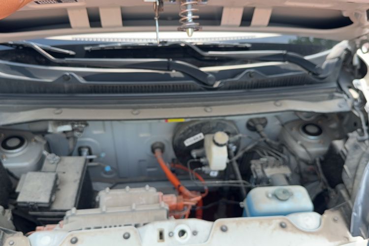 Used Wuling Hongguang MINIEV 2025 Four-Door Version Advanced Edition Engine Bay