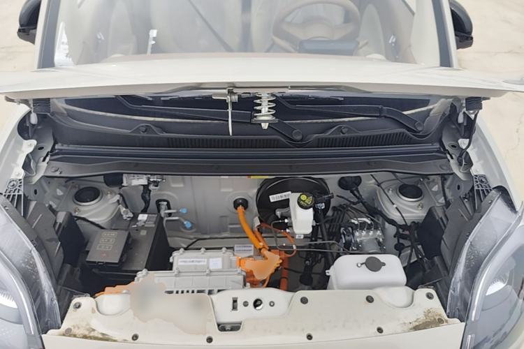 Used Wuling Hongguang MINIEV 2025 Four-Door Version Advanced Edition Engine Bay