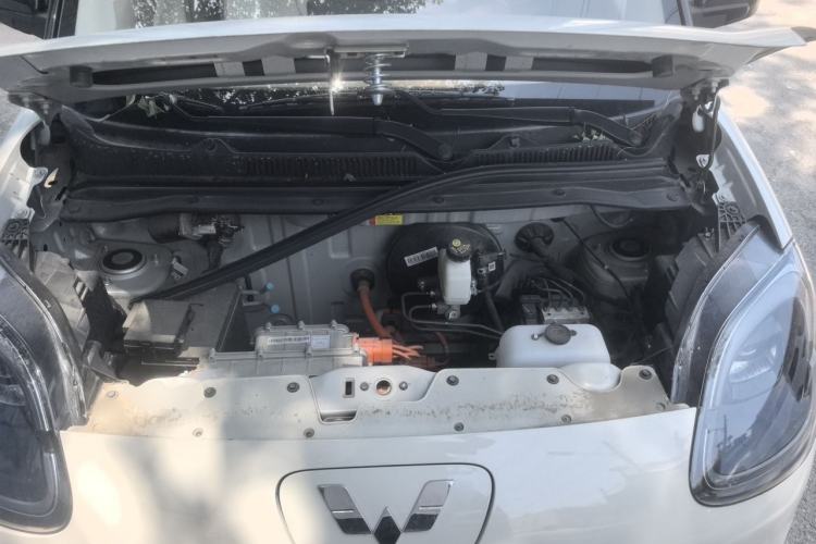 Used Wuling Hongguang MINIEV 2025 Four-Door Version Zhenxiang+ Edition Engine Bay