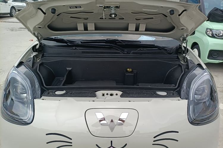 Used Wuling Hongguang MINIEV 2025 Four-Door Version Advanced Edition Engine Bay