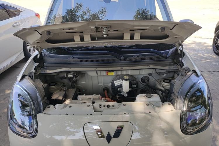 Used Wuling Hongguang MINIEV 2025 Four-Door Version Advanced Edition Engine Bay