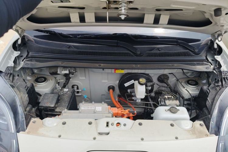 Used Wuling Hongguang MINIEV 2025 Four-Door Version Advanced Edition Engine Bay