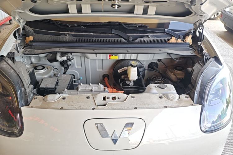 Used Wuling Hongguang MINIEV 2025 Four-Door Version Advanced Edition Engine Bay