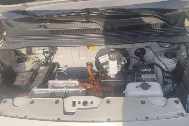 Used Wuling Hongguang MINIEV 2025 Four-Door Version Advanced Edition Engine Bay