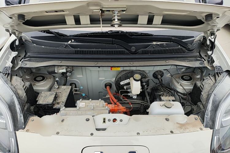 Used Wuling Hongguang MINIEV 2025 Four-Door Version Premium Edition Engine Bay