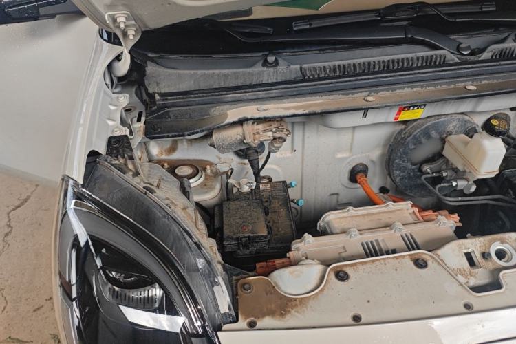 Used Wuling Hongguang MINIEV 2025 Four-Door Version Zhenxiang+ Edition Engine Bay Right