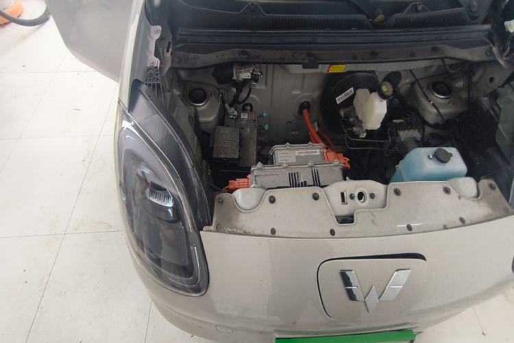 Used Wuling Hongguang MINIEV 2025 Four-Door Version Advanced Edition Engine Bay Right
