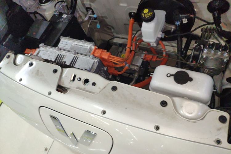 Used Wuling Hongguang MINIEV 2025 Four-Door Version Advanced Edition Engine Bay