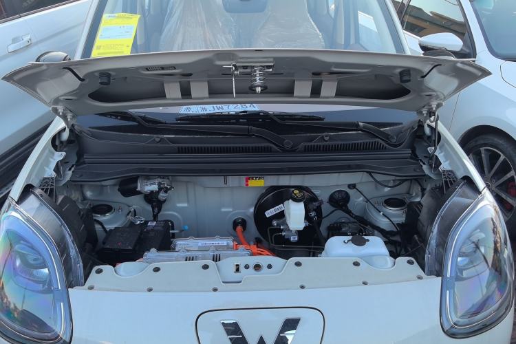 Used Wuling Hongguang MINIEV 2025 Four-Door Version Advanced Edition Engine Bay