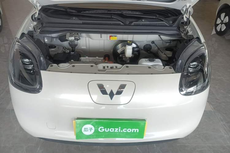 Used Wuling Hongguang MINIEV 2025 Four-Door Version Advanced Edition Engine Bay