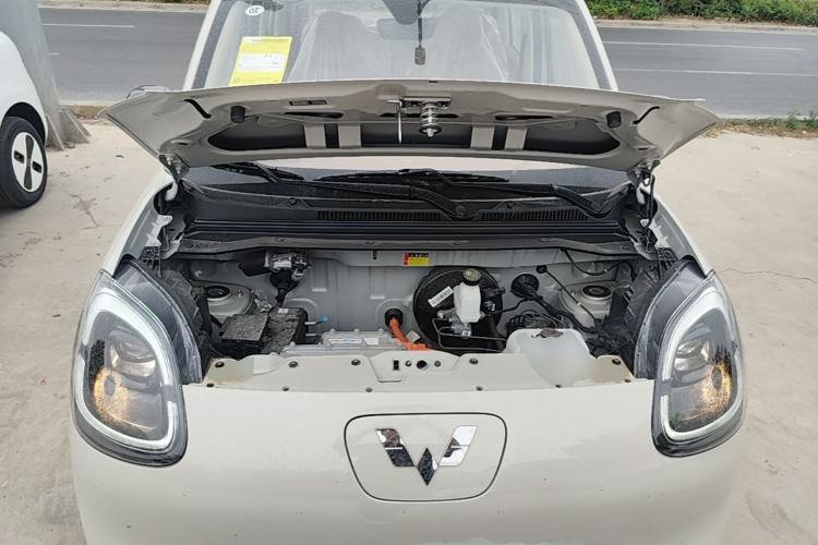 Used Wuling Hongguang MINIEV 2025 Four-Door Version Advanced Edition Engine Bay