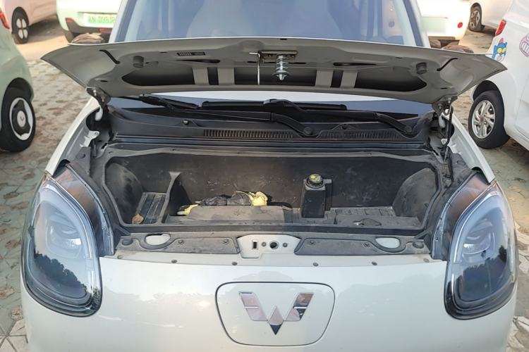 Used Wuling Hongguang MINIEV 2025 Four-Door Version Advanced Edition Engine Bay