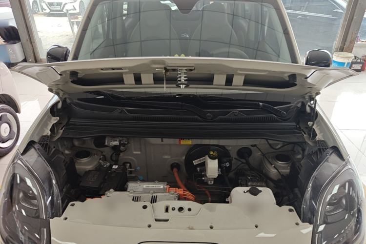 Used Wuling Hongguang MINIEV 2025 Four-Door Version Advanced Edition Engine Bay