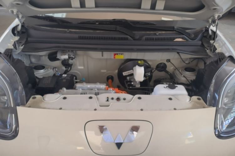 Used Wuling Hongguang MINIEV 2025 Four-Door Version Advanced Edition Engine Bay