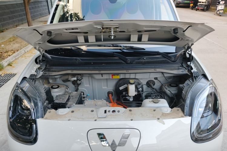 Used Wuling Hongguang MINIEV 2025 Four-Door Version Advanced Edition Engine Bay