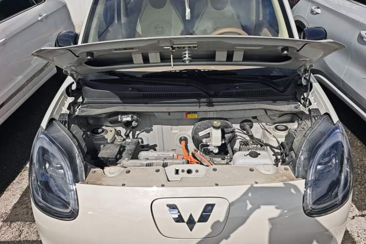Used Wuling Hongguang MINIEV 2025 Four-Door Version Advanced Edition Engine Bay
