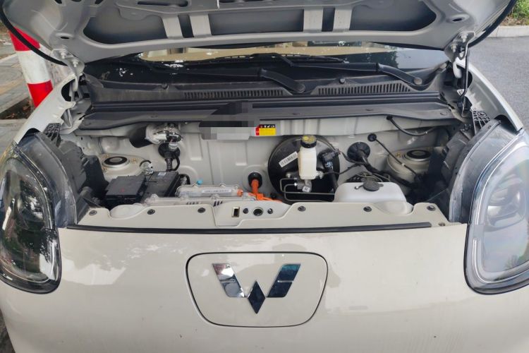 Used Wuling Hongguang MINIEV 2025 Four-Door Version Advanced Edition Engine Bay