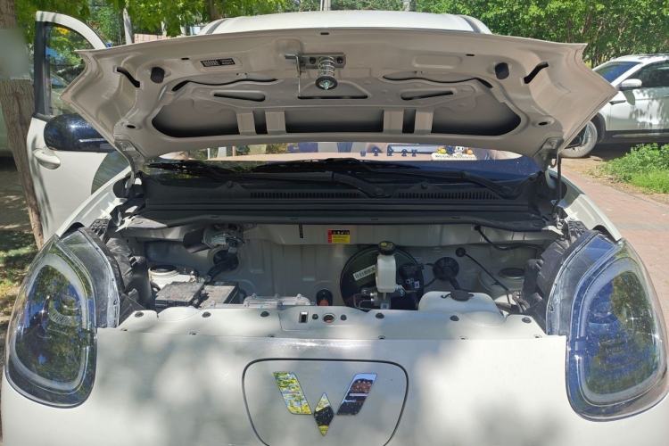 Used Wuling Hongguang MINIEV 2025 Four-Door Version Advanced Edition Engine Bay