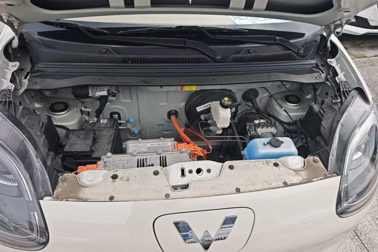 Used Wuling Hongguang MINIEV 2025 Four-Door Version Advanced Edition Engine Bay