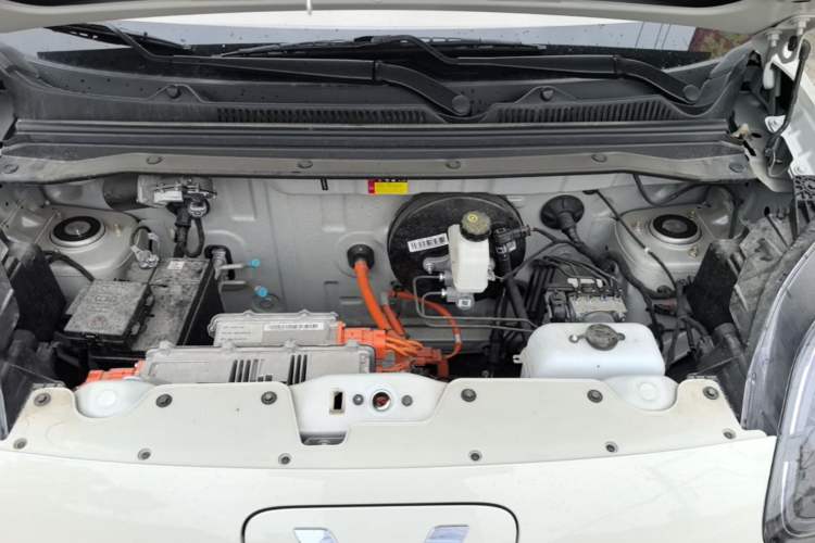 Used Wuling Hongguang MINIEV 2025 Four-Door Version Advanced Edition Engine Bay