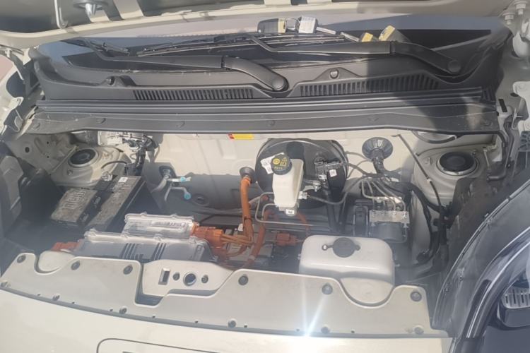 Used Wuling Hongguang MINIEV 2025 Four-Door Version Advanced Edition Engine Bay