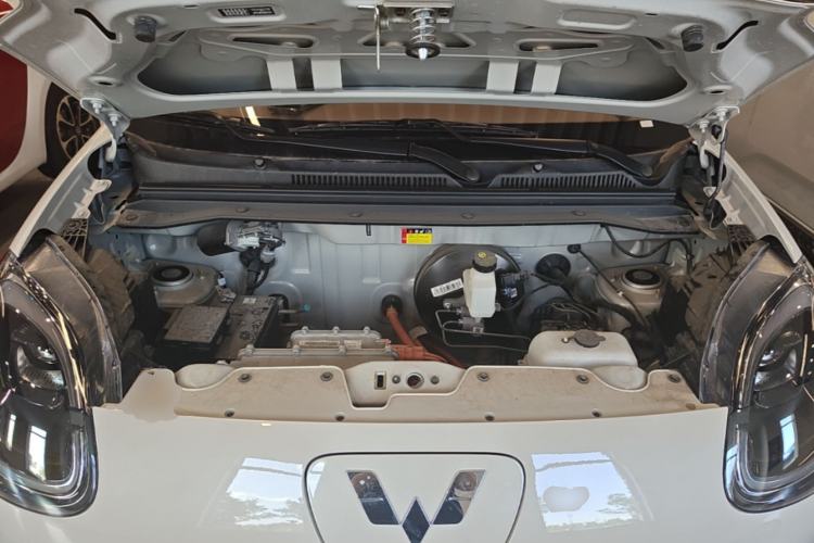 Used Wuling Hongguang MINIEV 2025 Four-Door Version Advanced Edition Engine Bay
