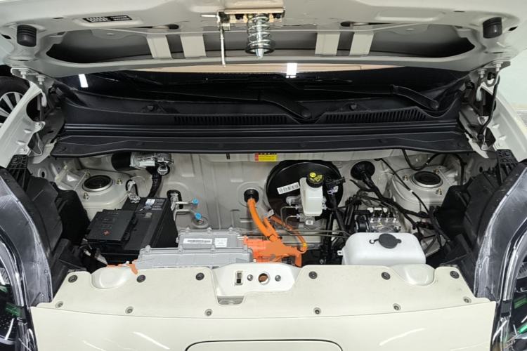Used Wuling Hongguang MINIEV 2025 Four-Door Version Advanced Edition Engine Bay