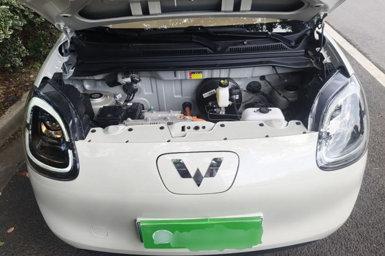 Used Wuling Hongguang MINIEV 2025 Four-Door Version Advanced Edition Engine Bay