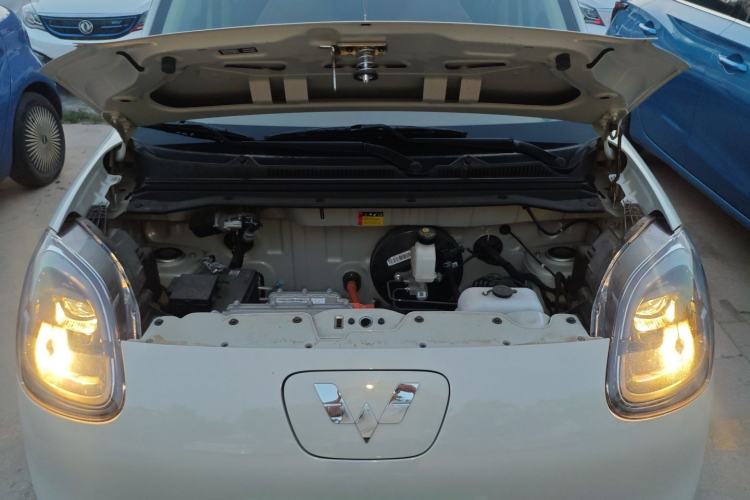 Used Wuling Hongguang MINIEV 2025 Four-Door Version Advanced Edition Engine Bay