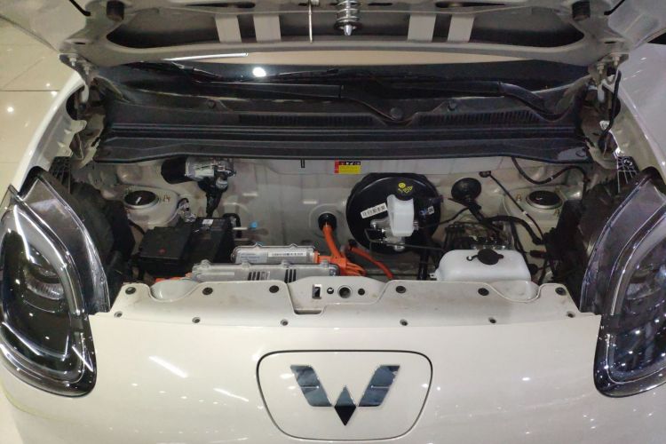 Used Wuling Hongguang MINIEV 2025 Four-Door Version Advanced Edition Engine Bay