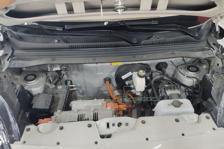 Used Wuling Hongguang MINIEV 2025 Four-Door Version Advanced Edition Engine Bay