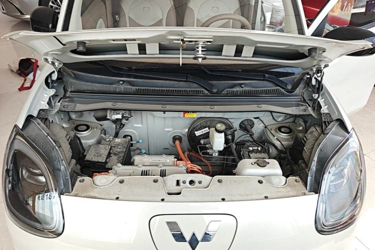 Used Wuling Hongguang MINIEV 2025 Four-Door Version Advanced Edition Engine Bay