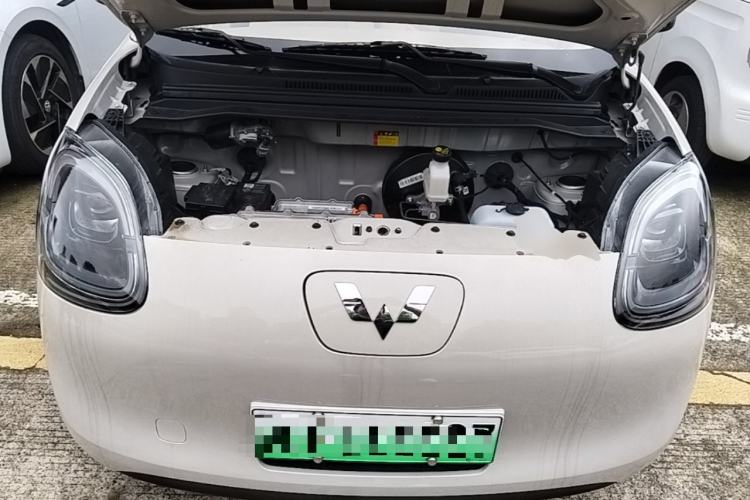 Used Wuling Hongguang MINIEV 2025 Four-Door Version Premium Edition Engine Bay