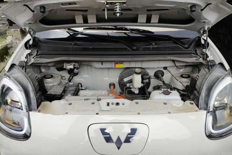 Used Wuling Hongguang MINIEV 2025 Four-Door Version Advanced Edition Engine Bay