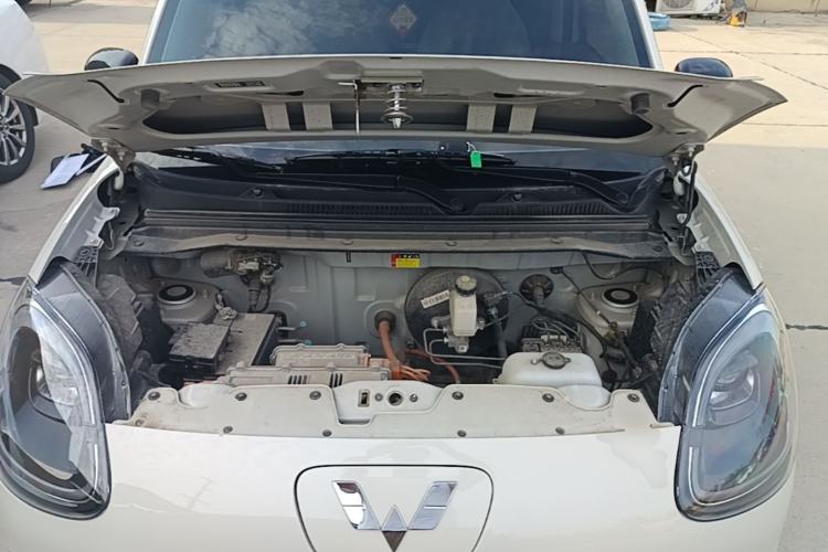 Used Wuling Hongguang MINIEV 2025 Four-Door Version Advanced Edition Engine Bay