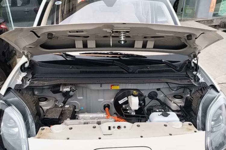 Used Wuling Hongguang MINIEV 2025 Four-Door Version Advanced Edition Engine Bay