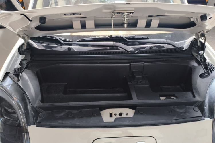 Used Wuling Hongguang MINIEV 2025 Four-Door Version Advanced Edition Engine Bay