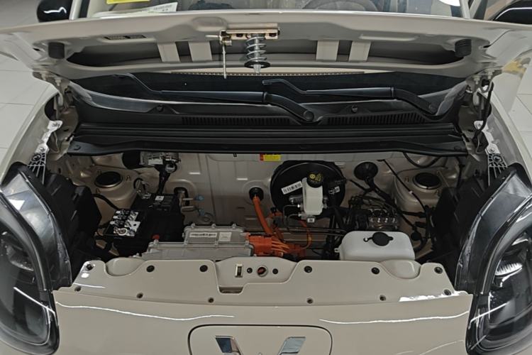 Used Wuling Hongguang MINIEV 2025 Four-Door Version Advanced Edition Engine Bay