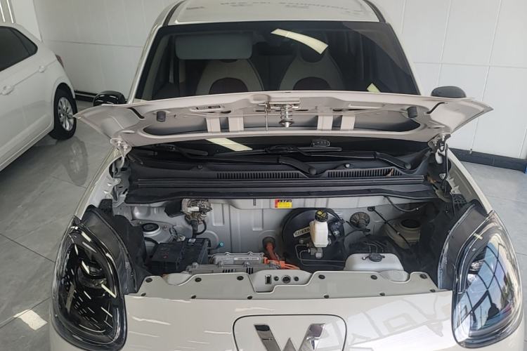 Used Wuling Hongguang MINIEV 2025 Four-Door Version Advanced Edition Engine Bay