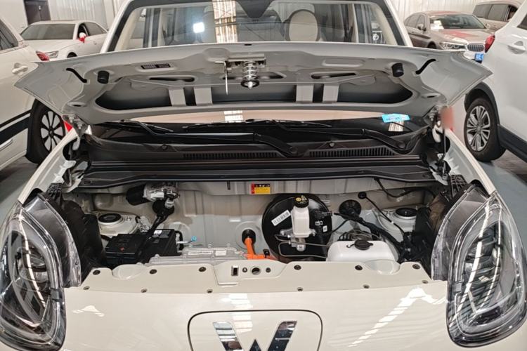 Used Wuling Hongguang MINIEV 2025 Four-Door Version Advanced Edition Engine Bay
