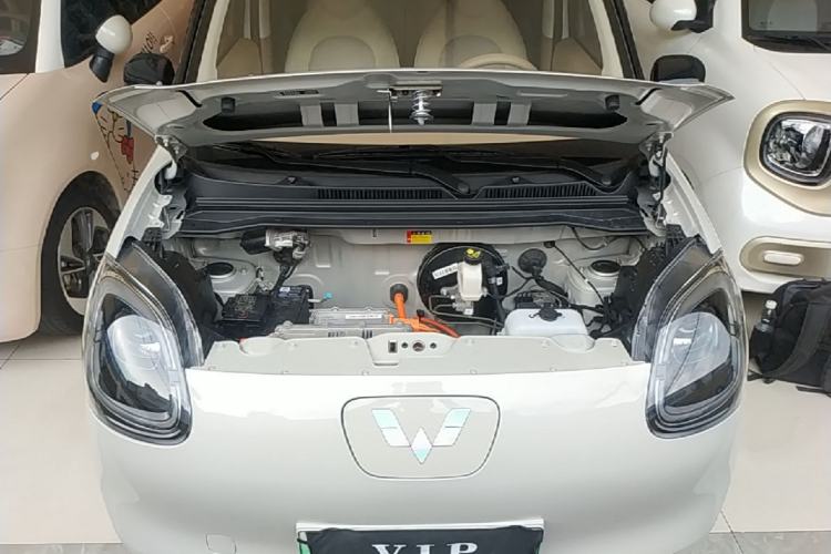 Used Wuling Hongguang MINIEV 2025 Four-Door Version Premium Edition Engine Bay