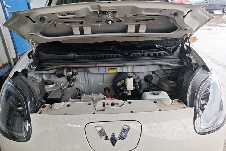 Used Wuling Hongguang MINIEV 2025 Four-Door Version Advanced Edition Engine Bay