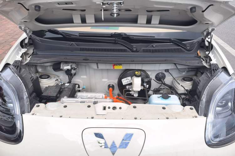 Used Wuling Hongguang MINIEV 2025 Four-Door Version Advanced Edition Engine Bay