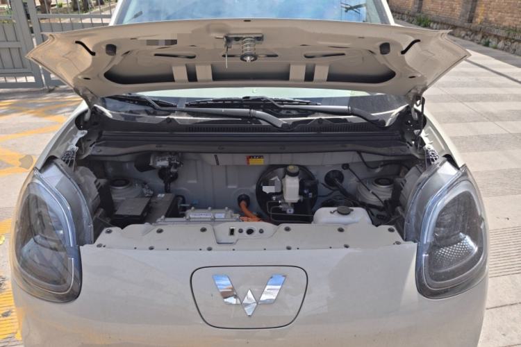 Used Wuling Hongguang MINIEV 2025 Four-Door Version Advanced Edition Engine Bay